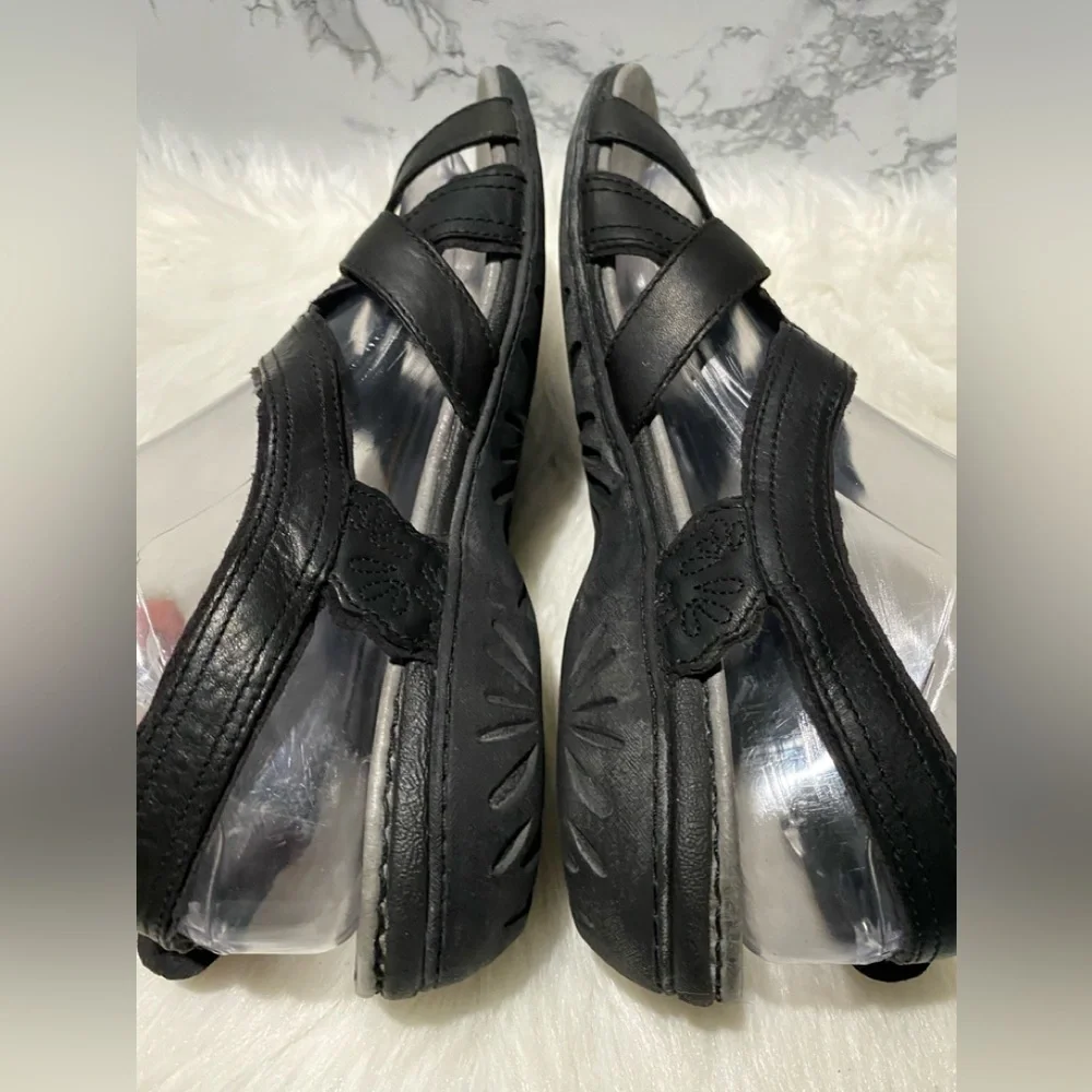 Merrell Sandals - Picture 4 of 6
